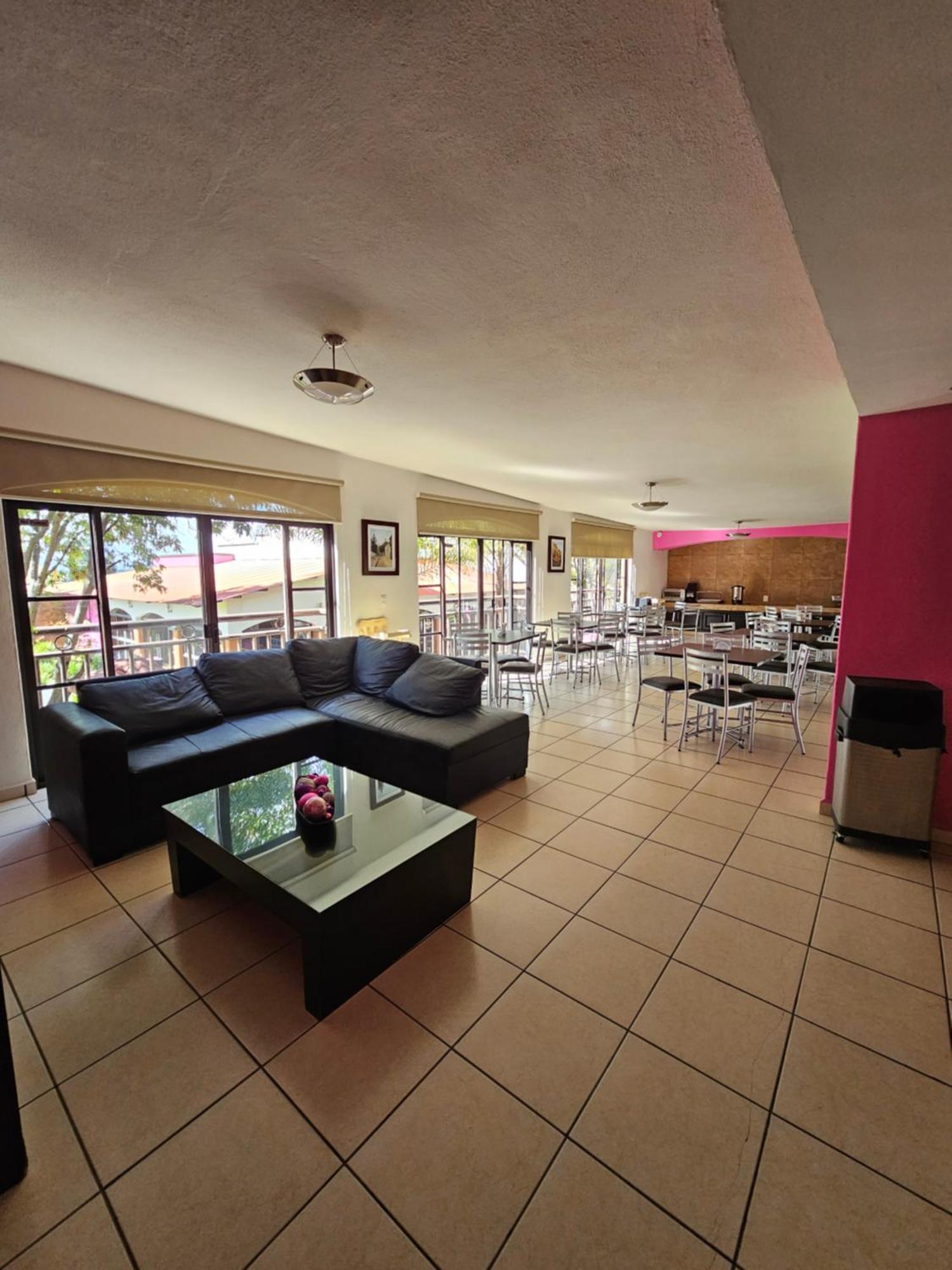 Hotel Ejecutivo Aeropuerto Alvaro Obregon Buitenkant foto