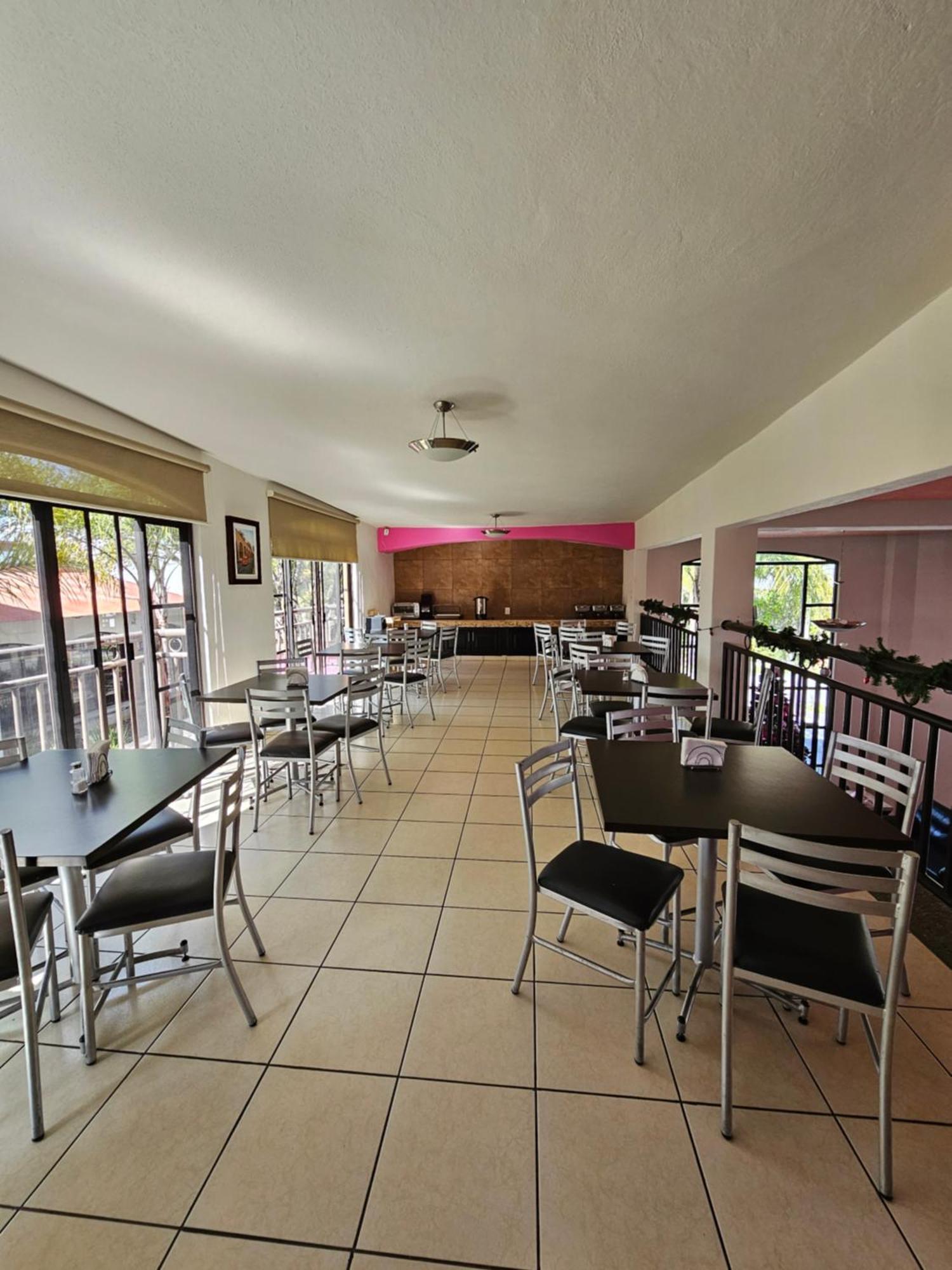Hotel Ejecutivo Aeropuerto Alvaro Obregon Buitenkant foto