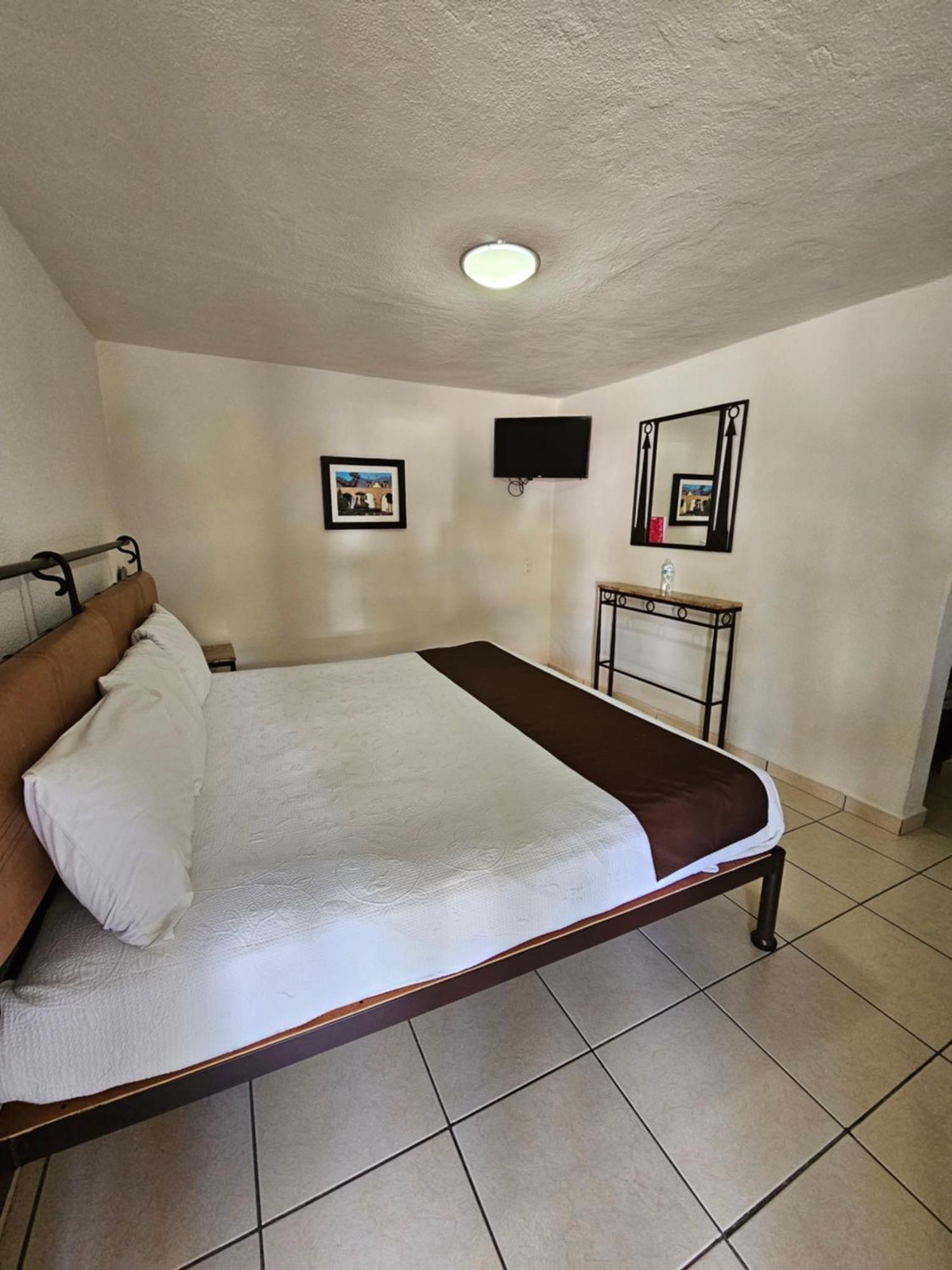 Hotel Ejecutivo Aeropuerto Alvaro Obregon Buitenkant foto